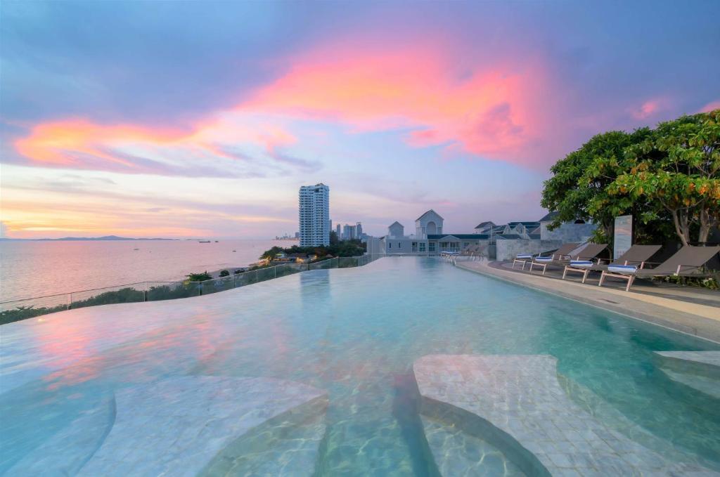 Bayphere Hotel Pattaya Ban Nong Hin  Extérieur photo